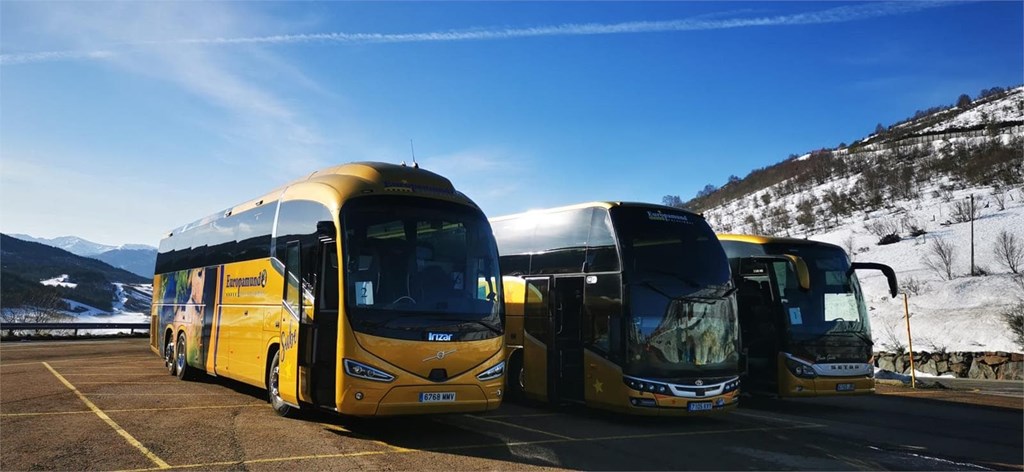 Apuesta por nuestros autobuses en alquiler para una excursión a la nieve