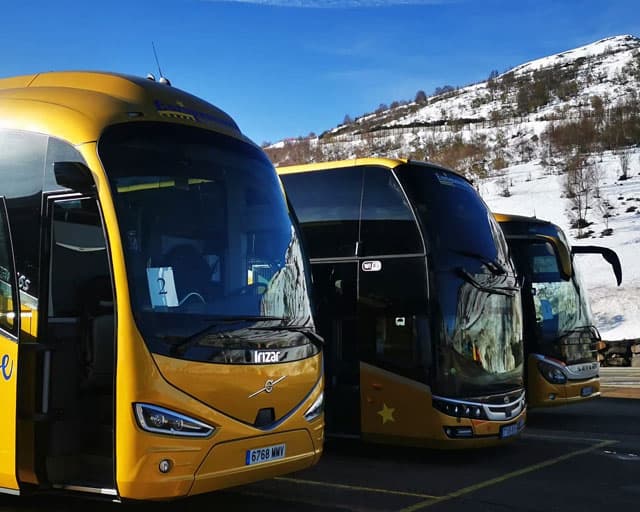 Alquiler de autobuses con conductor en Pontevedra al mejor precio
